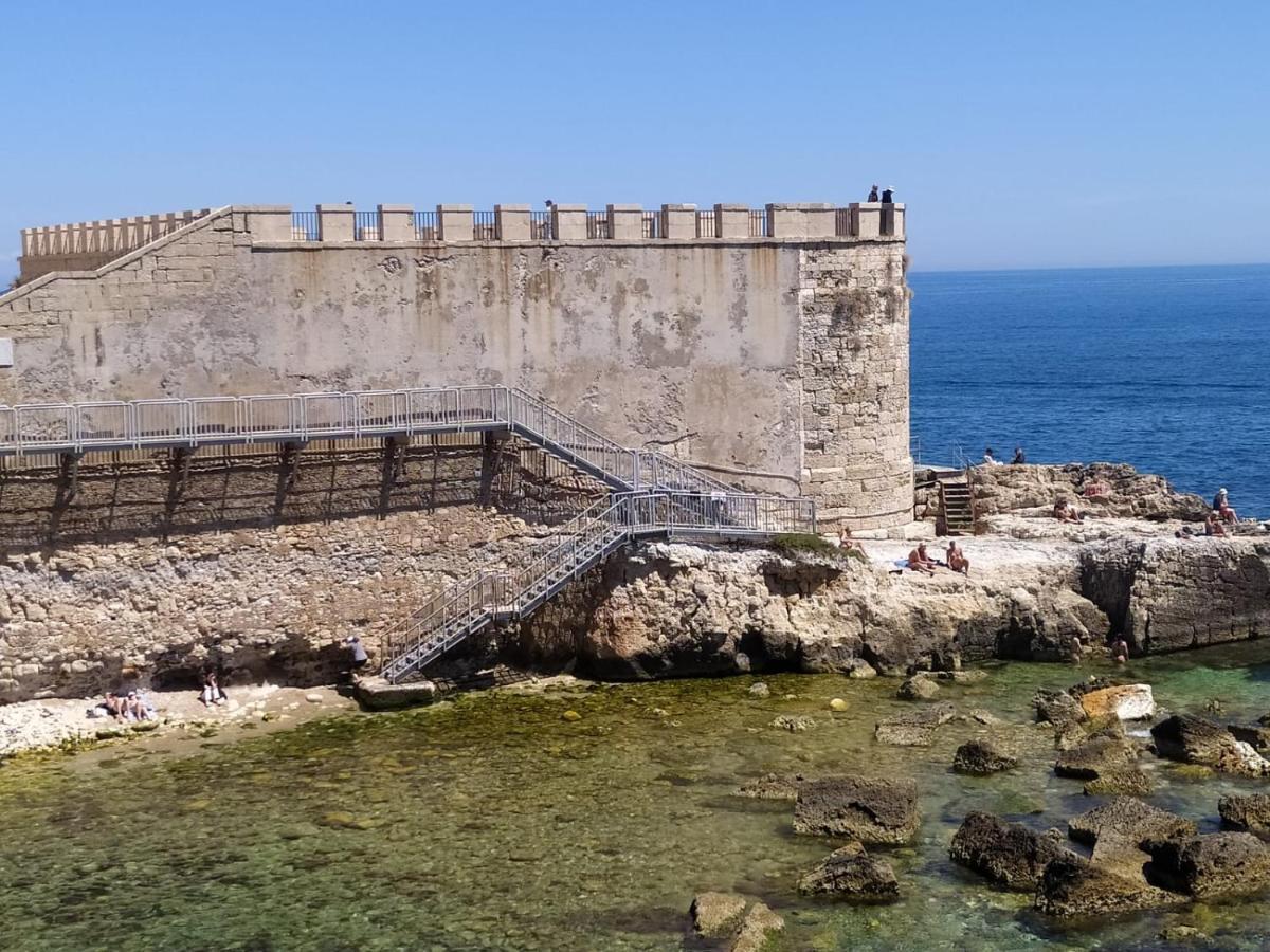 锡拉库扎Delos E Artemide公寓 外观 照片